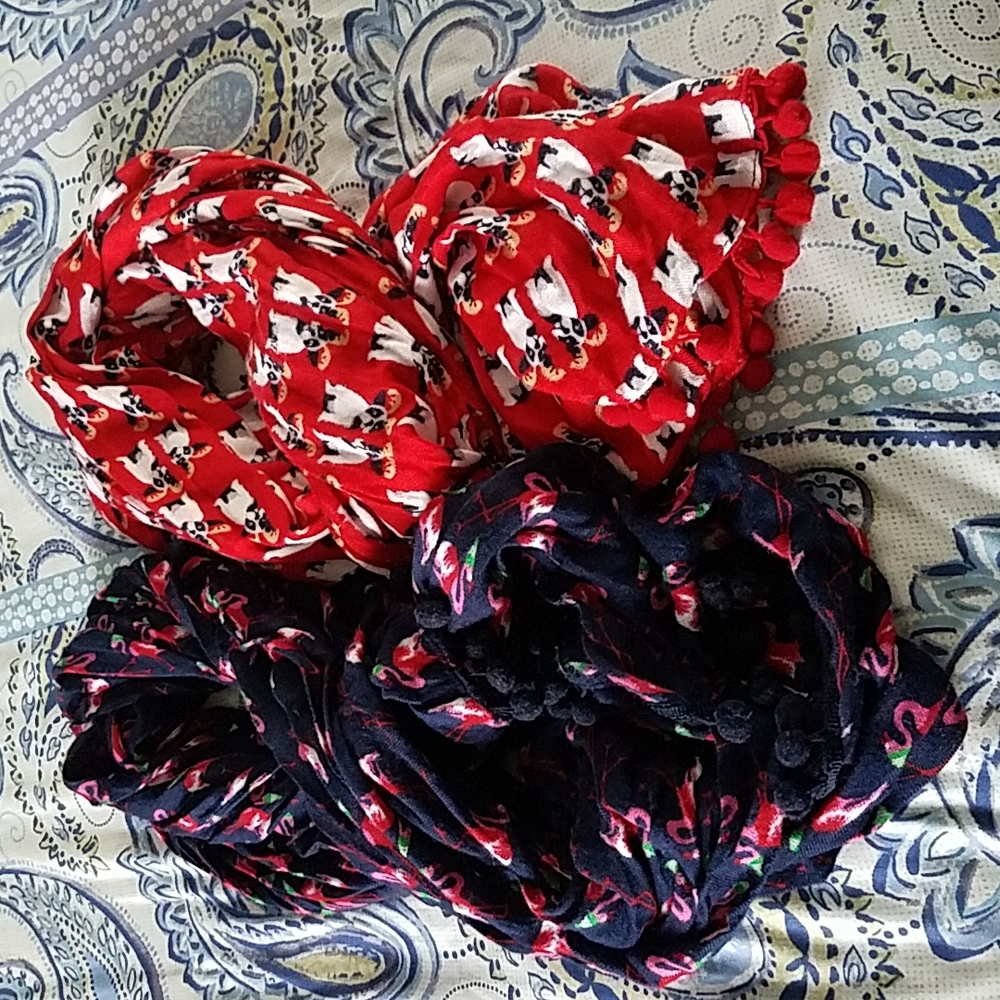 Crown & Ivy Christmas scarves
